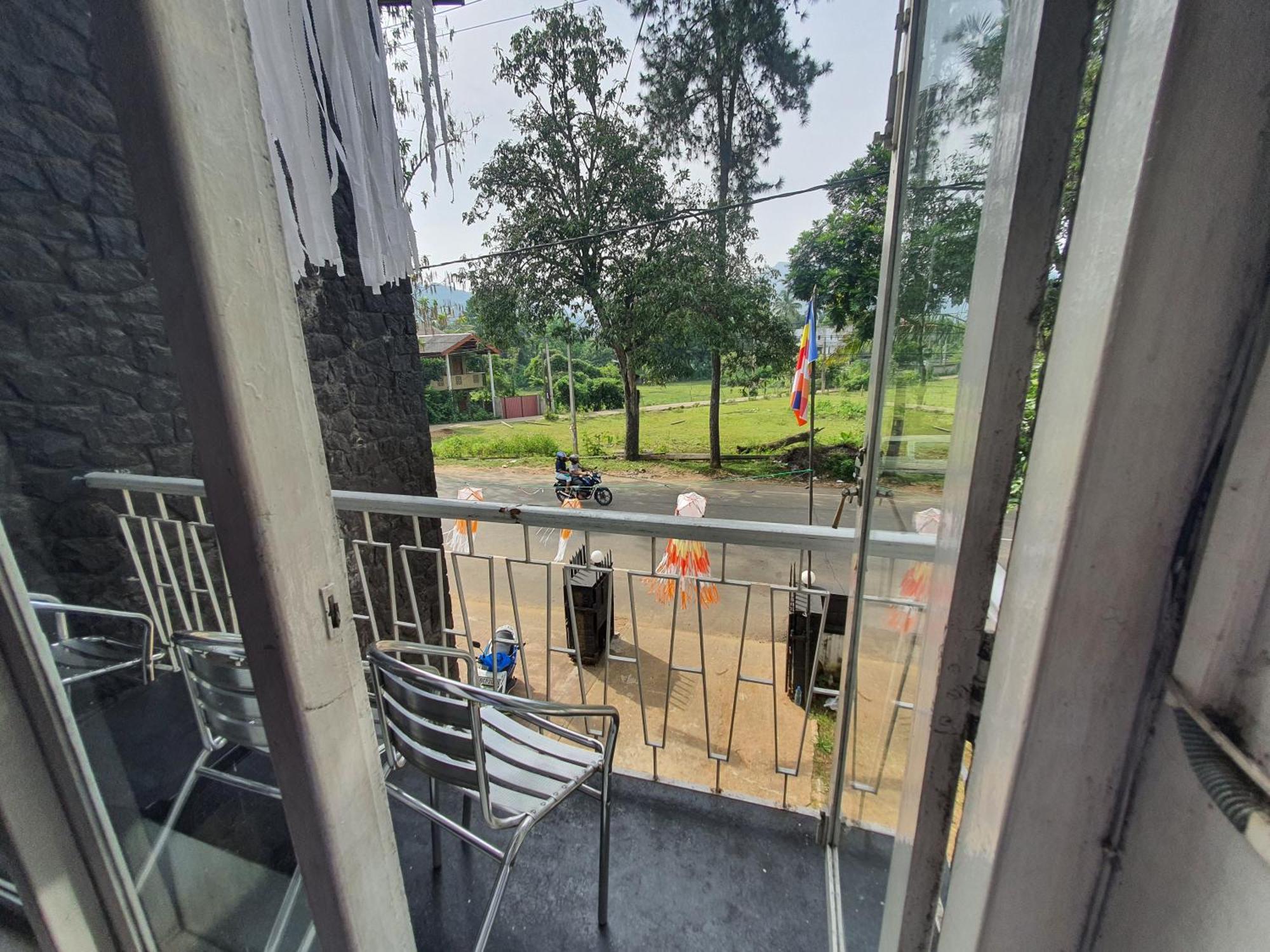 Dunhinda Falls Inn Бадулла Екстер'єр фото